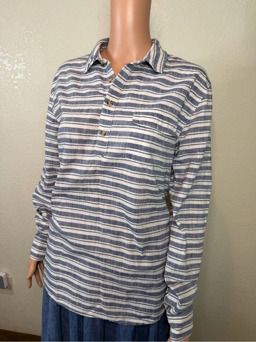 Marine Layer Size Large Blue White Stripe Pullover Collared Shirt Women 100%cott - Picture 6 of 14